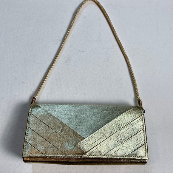 CUTE Claire Gold small purse - Picture 5 of 5